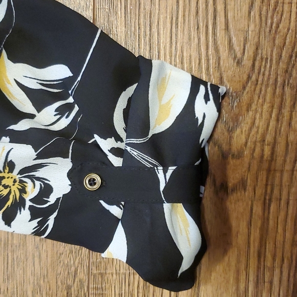 Maurices Floral Popover Blouse - Picture 6 of 8